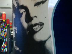 -米悦量贩式KTV(悦海新天地店)