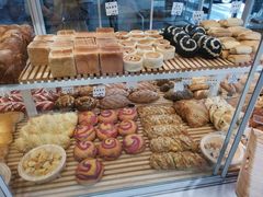 -焙丽拾光(麦凯乐直营店)