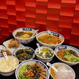 位于CBD万达广场7栋楼下临街商铺 营业时间