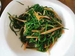 凉拌沙葱-蒙亨·手把肉·蒙古包文化主题餐厅(天恒广场店)