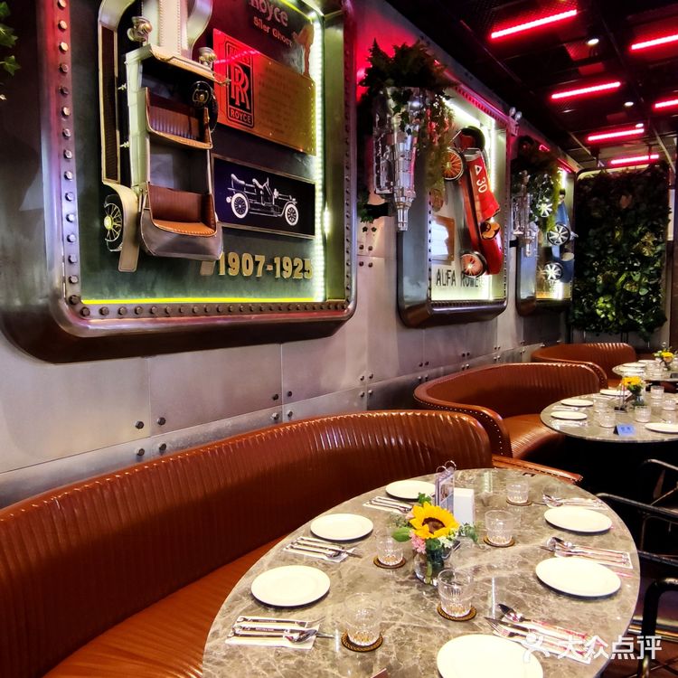 🏍️来到1886用餐🚙感受德国汽车世界🚗