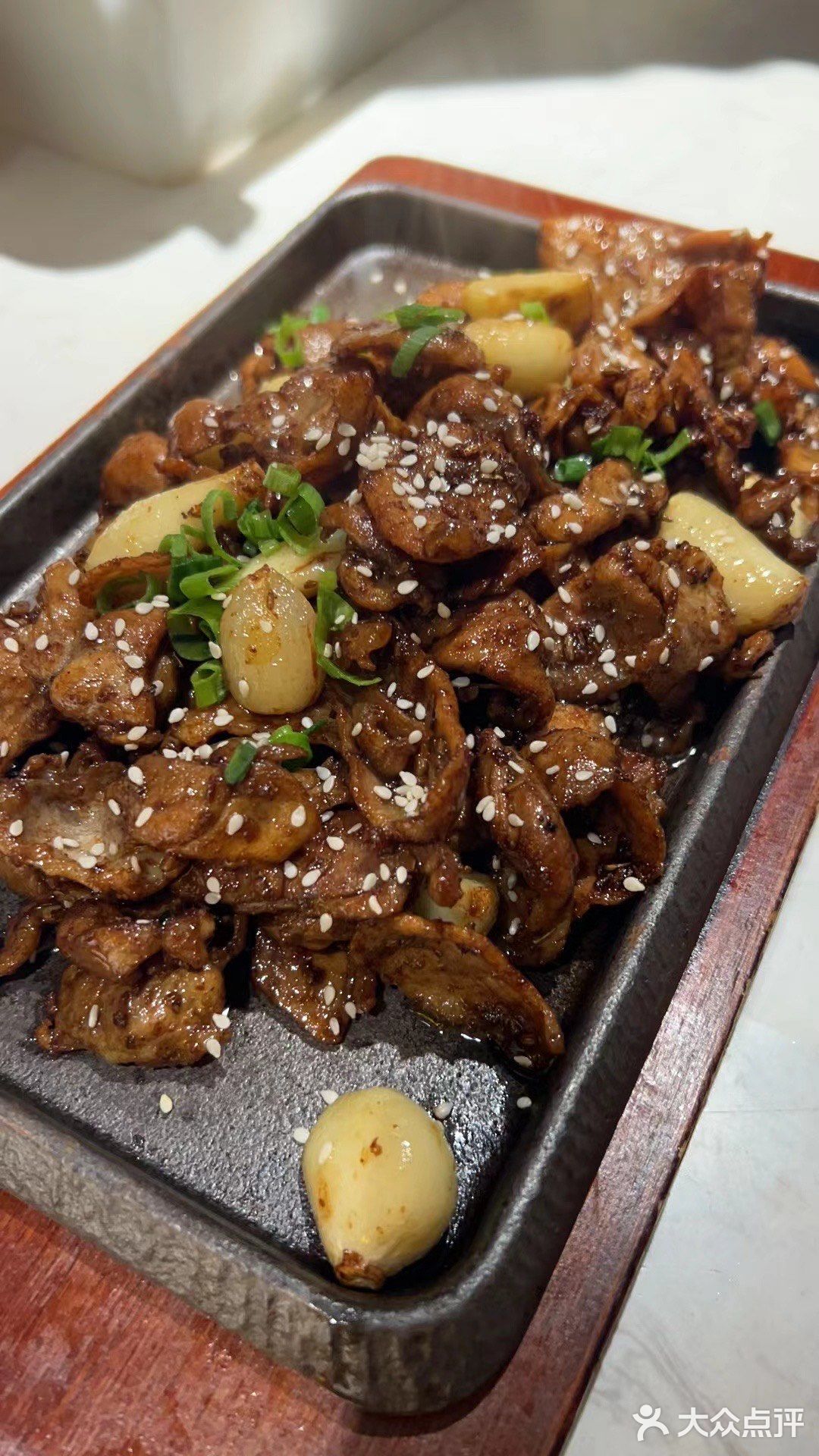 那么这家餐厅绝对不容错过！ 5号碳火牛蛙烤鱼