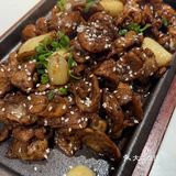 那么这家餐厅绝对不容错过！ 5号碳火牛蛙烤鱼