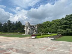 -上海市龙华烈士陵园