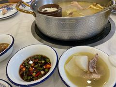 -朴小妹人参鸡汤火锅(长白山万达店)