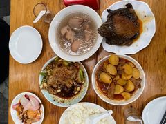 荷叶粉蒸肉-雨田饭店