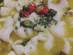 酸菜鱼片-上海小菜餐厅(理工大学店)
