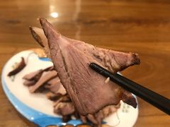 -毛毛熏肉•东北菜老字号(大安街店)