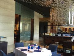 -AZUR聚(香格里拉饭店)