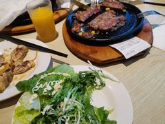 -纽斯特牛排自助餐厅(浦江万达店)