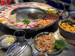 -哈哈碳都·牛肋条无限自助烤肉(宝龙店)