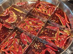 -憨孃孃·重庆老火锅(红山黑金店)