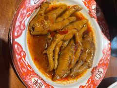 鸡爪-爆炸头阿姨小四川正宗川味小吃(无任何分店)