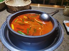 -贵厨酸汤牛肉(花果园国际中心店)
