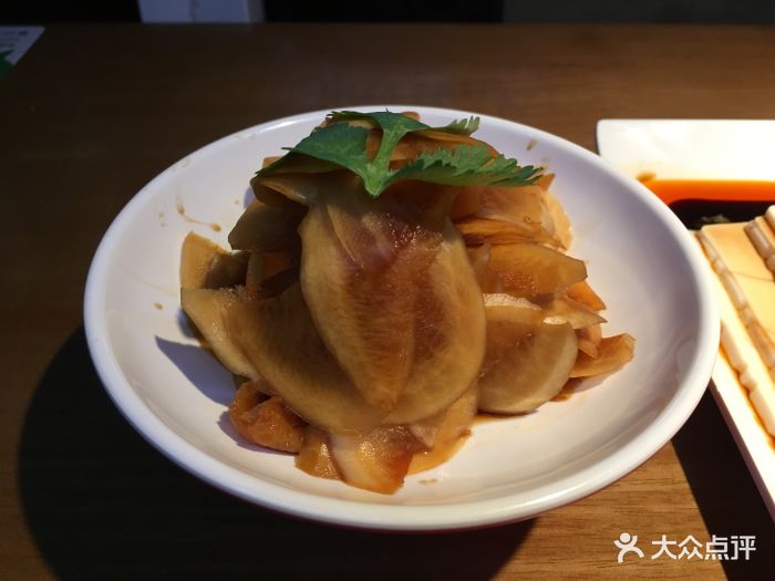 俩肉蟹煲(朝阳大悦城店)-酱萝卜-菜-酱萝卜图片-北京美食-大众点评网