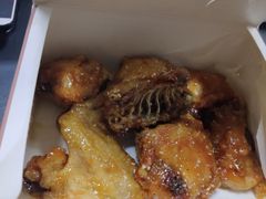 -博姆炸鸡精品餐厅(常发广场店)