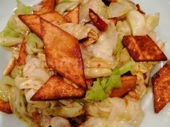 包包菜炒馕-巴依老爷新疆美食(望京小街店)