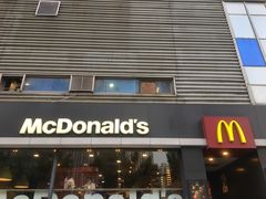 门面-麦当劳(光新乐购店)