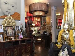 -Thai Pothong Restaurant