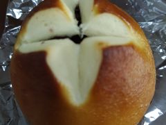 -沁屋面包店(人民东路店)