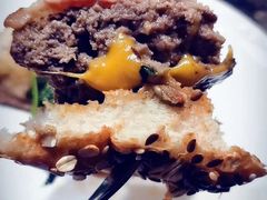 -HIGH FIVE哈福手工汉堡(桂林路店)