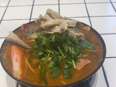 -肥汁米蘭香港米线(长宁来福士店)