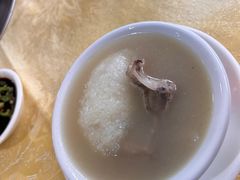 -红旗山庄(圭峰山店)