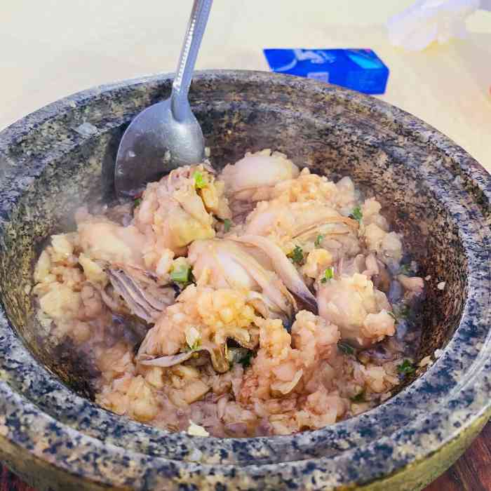 蚝家菜馆(沙井店)-"晚餐时间特意过来吃的,路很窄,路边停车很.