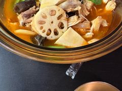 -满格嗦新疆椒麻鸡火锅.炒米粉(川大江安校区店)