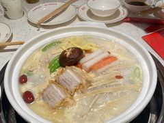 -三人行骨头王火锅(长寿店)