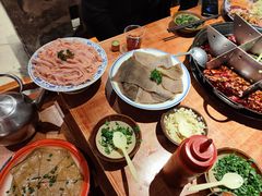 -周小明火锅(黑金冠社区店)