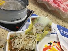 -魔法帽酱料牛肉小火锅(米兰店)