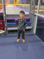 -趣玩空间蹦床乐园(临平旗舰店)