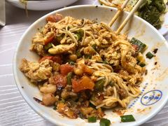 -李与白包子铺(桐梓林店)