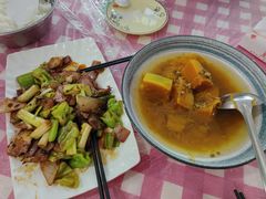 -洪霞餐馆