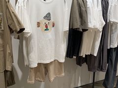 -URBAN REVIVO(上海中庚漫游城店)