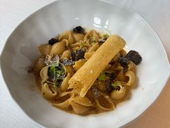 -弦月窗LUNETTE BY AMANDA(复兴路店)