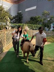 -萌宠亲子动物乐园(槐房万达店)