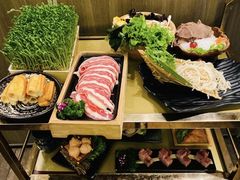 -湊湊火锅·茶憩(打浦桥日月光店)