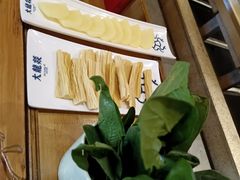 -大龙辣火锅·龙虾·烧烤(湖滨新天地店)
