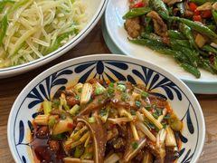 -张太婆老妈蹄花川菜馆·中华餐饮老字号(望平街店)