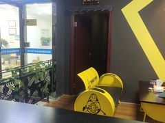 -不倒翁实景剧情密室逃脱(光明凤凰城站店)