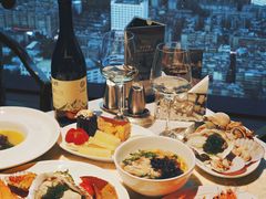 -锦厨国际自助餐厅 · 云端景观 (昆明索菲特大酒店)