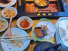 -老牌坊云南鱼豆花火锅(哈西万达店)
