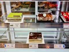 面包甜点陈列柜-巴黎贝甜(常德路店)
