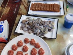 -一口猪海鲜浑锅·东北家常菜