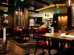 大堂-恰餐厅及酒吧 CHAR Bar & Grill (北京丽都皇冠假日店)