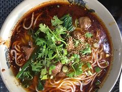 -丁丁猫重庆小面(徐州路店)
