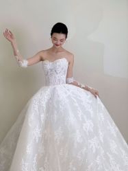 点击看大图 -Bridal Queen·婚纱女皇