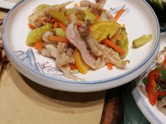 脱骨泡脚凤爪-小江南(万福园店)